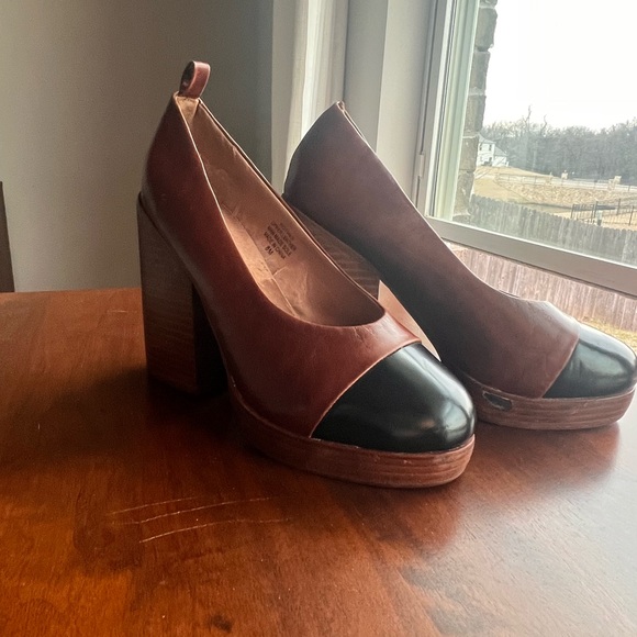Jeffrey Campbell Shoes - Jeffrey Campbell Brown Leather Platform Pumps with Black Cap Toe